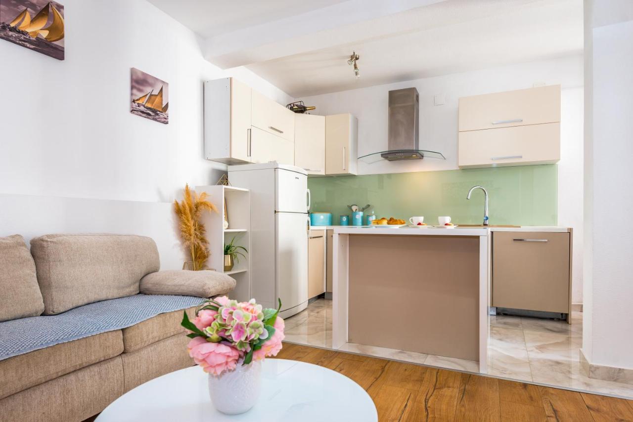 Apartamento Nautica Free Parking Šibenik Exterior foto