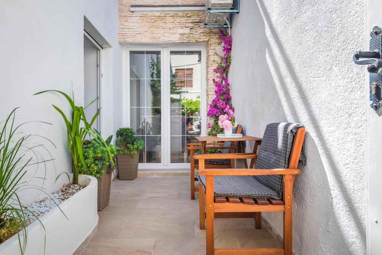Apartamento Nautica Free Parking Šibenik Exterior foto